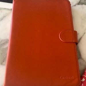 Can bond iPad mini 2 case